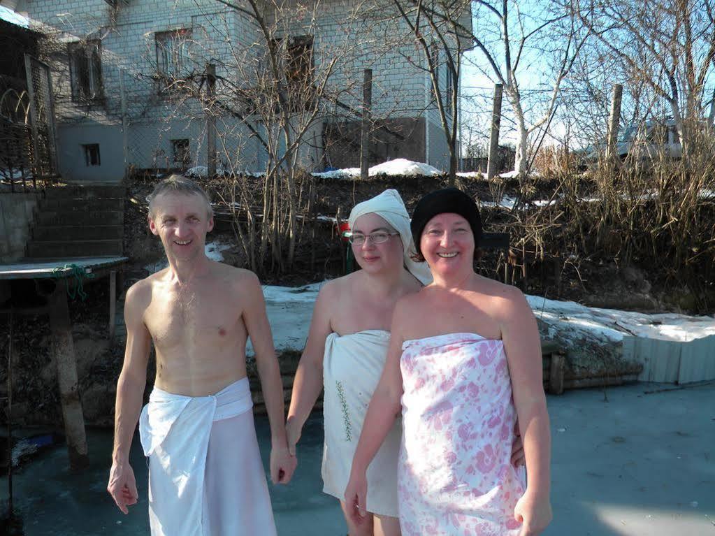 Guest House Dacha Kiev Esterno foto